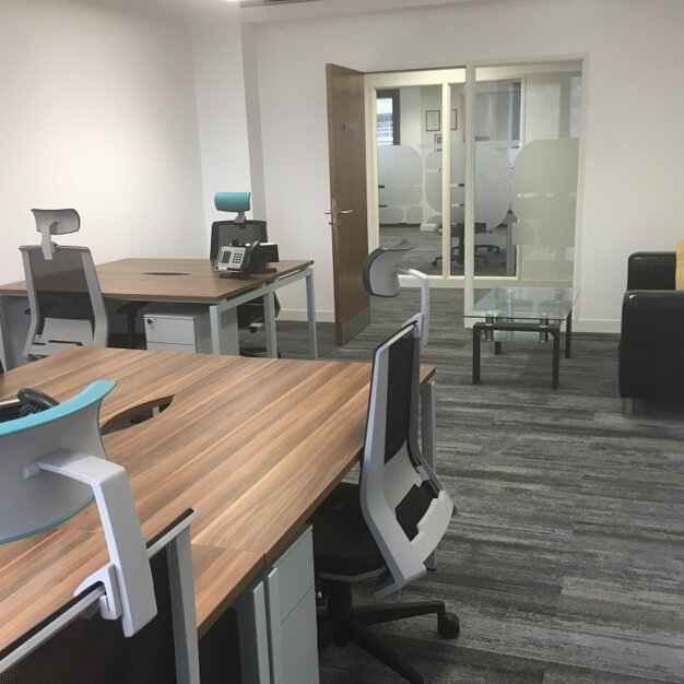 Private workspace - Great West Road, UBC UK Ltd (Brentford)