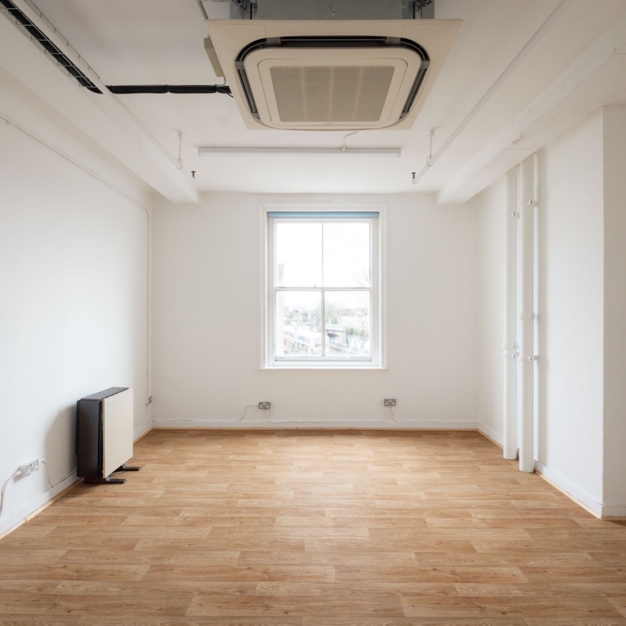 Unfurnished workspace in Ferndale Road, Bon Marche Centre - Brixton