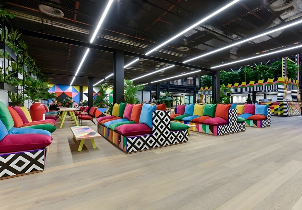 A breakout area in Finsbury Avenue, The British Land Company PLC, Broadgate