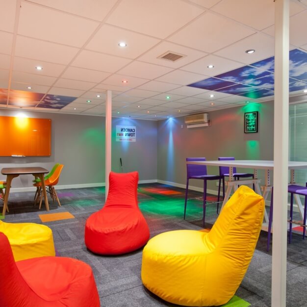 Breakout space for clients - Bayham Street, Oasis Business Centres in Camden