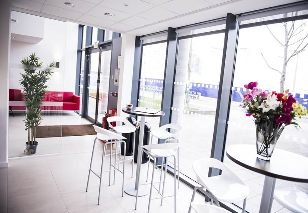 Breakout area at Indescon Square, CEC Group Ltd in Canary Wharf