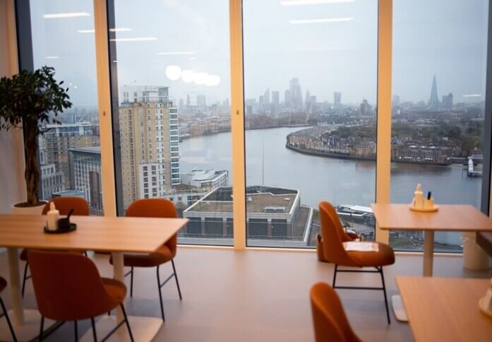 Breakout space for clients - Cabot Square, Regus in Canary Wharf