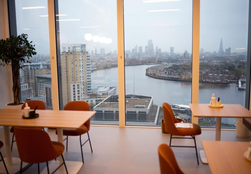 Breakout space for clients - Cabot Square, Regus in Canary Wharf