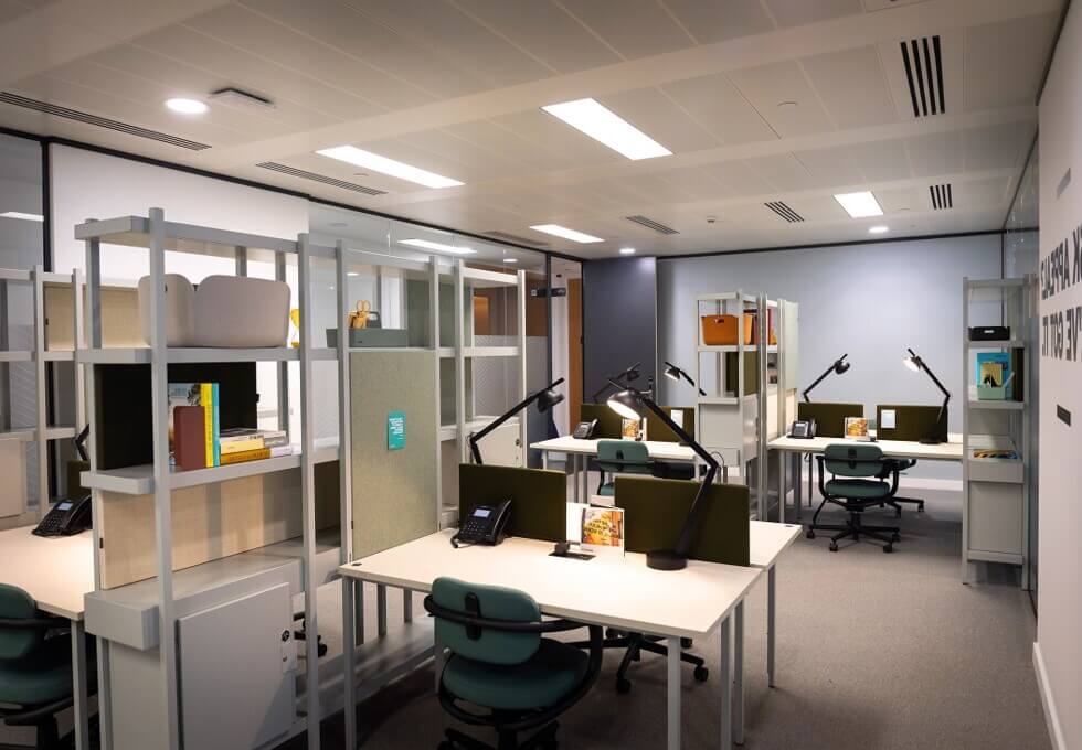 Communal Space - Cabot Square, Regus in Canary Wharf