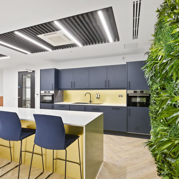 Breakout space for clients - Breams Buildings, Newman Offices Ltd in Chancery Lane