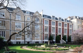Building outside at Staple Inn, Metspace London Limited, Chancery Lane