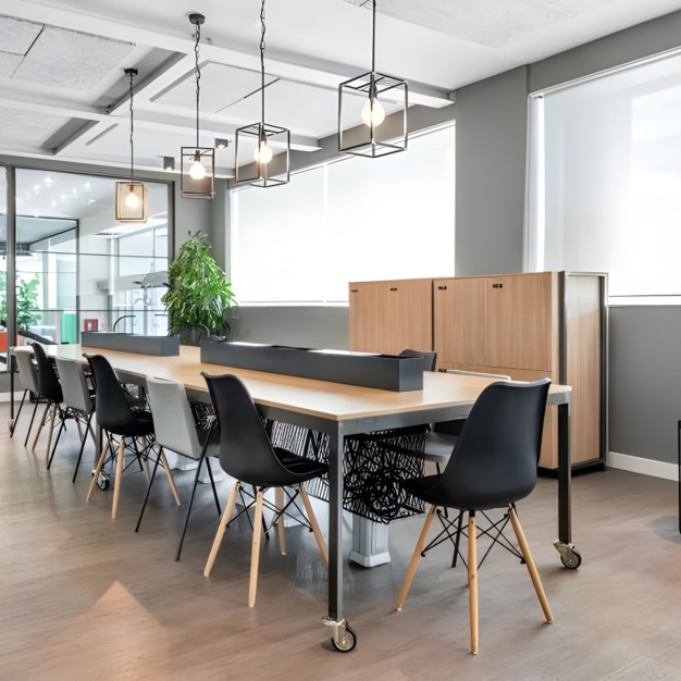 Breakout space - Northumberland Avenue, Regus (Charing Cross)