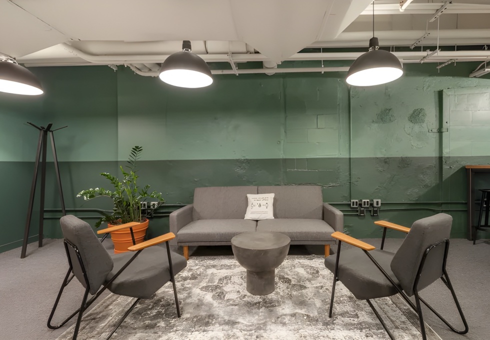 Breakout space on Northumberland Avenue in Charing Cross (Regus)