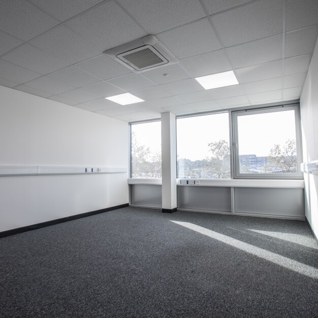 Unfurnished workspace, Bugsby's Way, Access Storage, Charlton