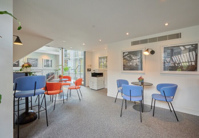 Breakout space in Lots Road, Worlds End Studios Ltd (Chelsea Harbour)