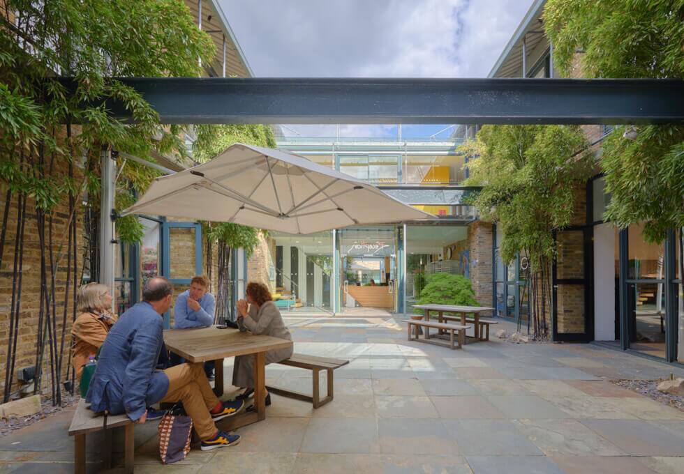 Outdoor space at Lots Road, Worlds End Studios Ltd - Chelsea Harbour