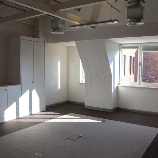 Unfurnished workspace: Kings Road in Chelsea (Illuminate Productions Ltd)