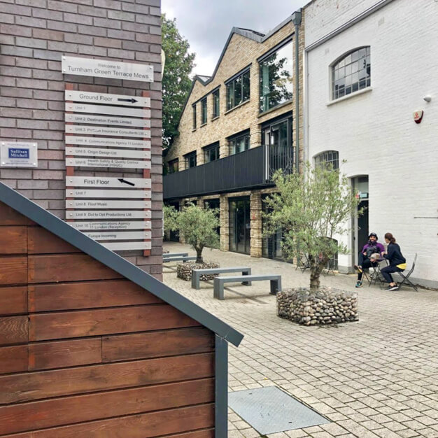 The building at Turnham Green Terrace Mews, AxVP Ltd, Chiswick