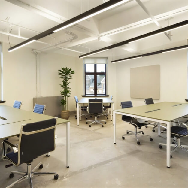 Private workspace in St John's Road, X and Why Ltd (Clapham)