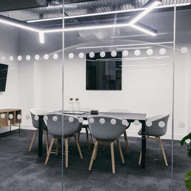 Meeting room - Farringdon Lane, Knotel in Clerkenwell