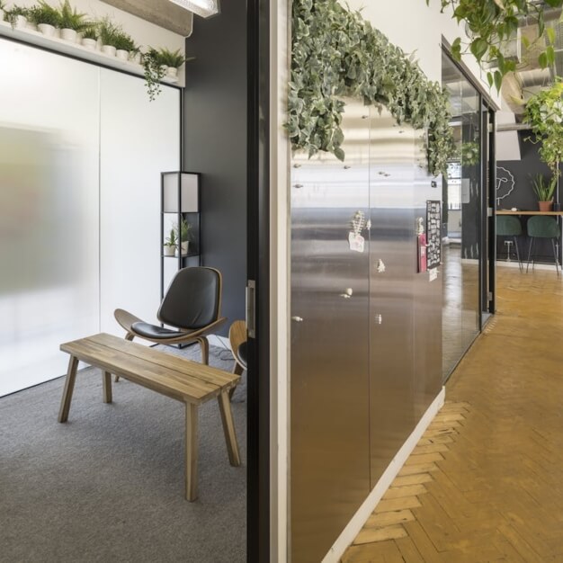 The dedicated breakout area - Gee Street, Base Offices (Clerkenwell)