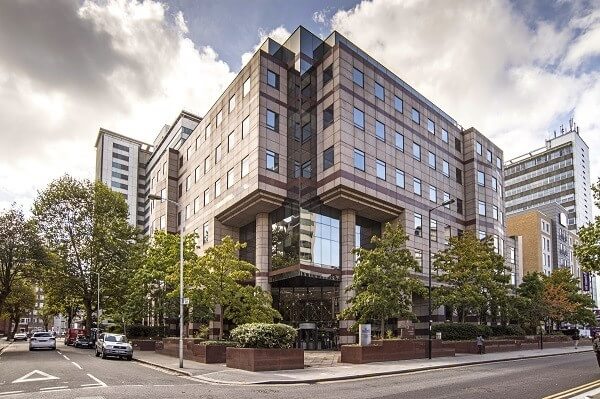 The building at Lansdowne Road, Regus in Croydon