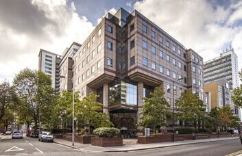 The building at Lansdowne Road, Regus in Croydon