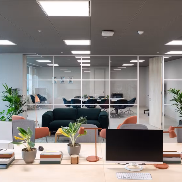 Dedicated workspace in Marsh Wall, Waterfront Studios Properties LLP (Docklands)
