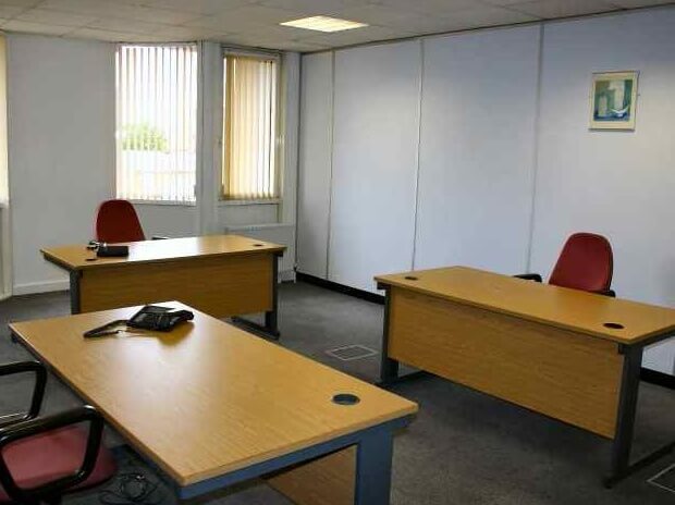 Private workspace in Tiller Road, Hastingwood securities (Docklands)