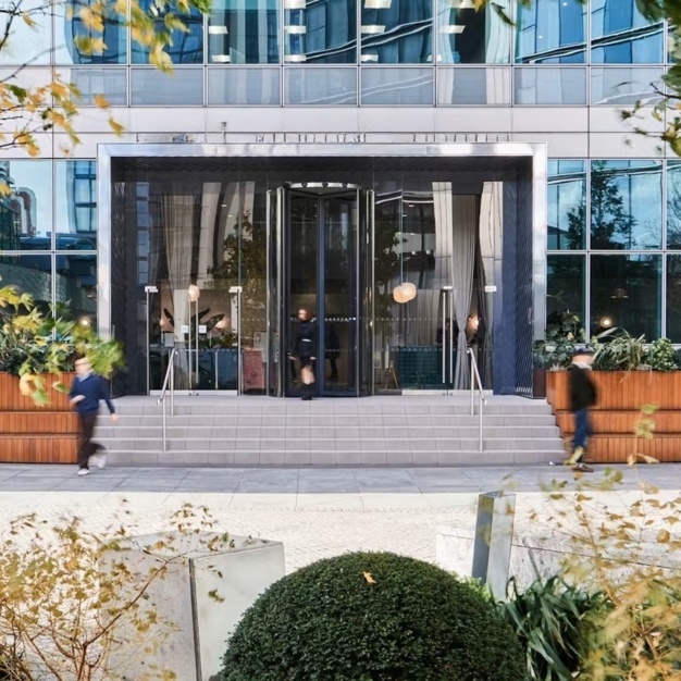 The building at Marsh Wall, Waterfront Studios Properties LLP, Docklands