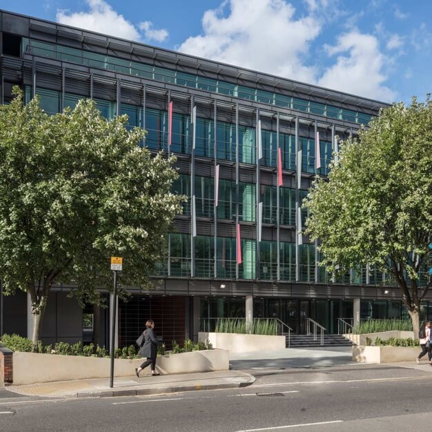 Building pictures of Uxbridge Road, Regus at Ealing