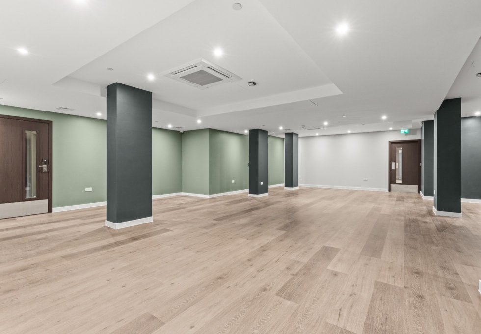 Unfurnished workspace in Hanger Lane, Ealing, The Hogarth Property Group Ltd