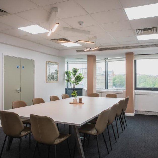 Dedicated meeting room at Chapel Street, One Avenue in Edgware Road