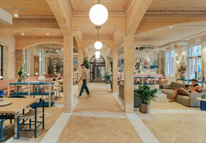 Private workspace, Walworth Road, Situu in Elephant and Castle