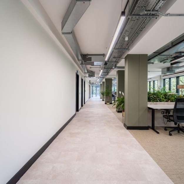 Private workspace in Villiers Street, RX (Embankment)