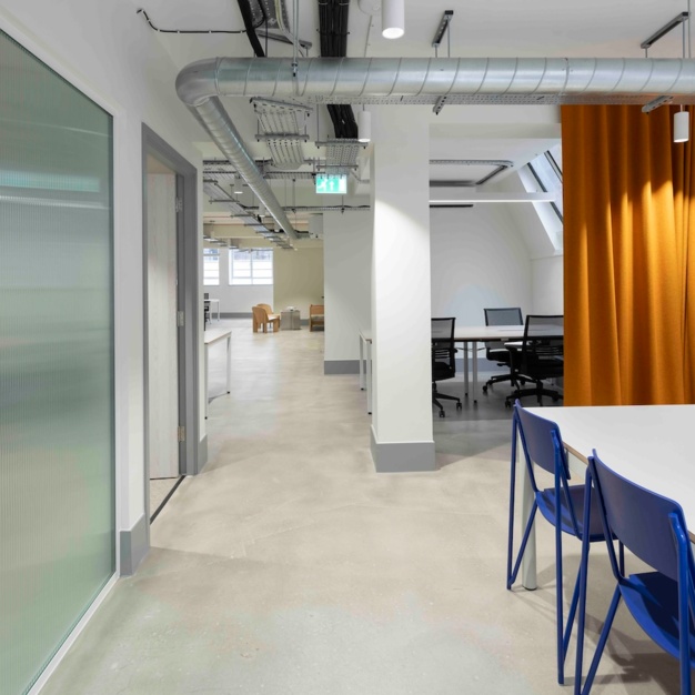 A breakout area in Aylesbury Street, Hermit Offices Limited (Frameworks), Farringdon