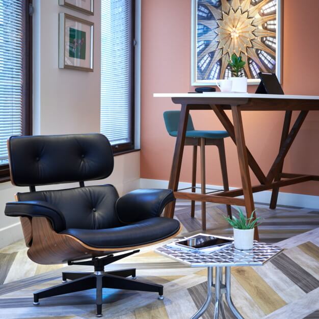 A breakout area in Snow Hill, Beaumont Business Centres, Farringdon
