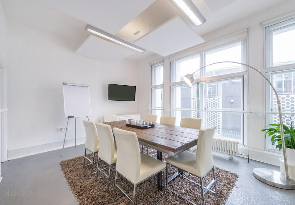Boardroom at Charterhouse Street, DIG Global Ltd in Farringdon