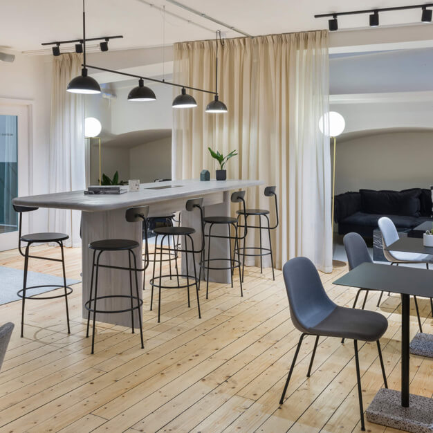 Breakout space - Greville Street, FORA (Farringdon)