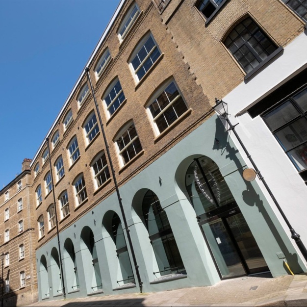 Building pictures of Pear Tree Court, INGLEBY TRICE at Farringdon