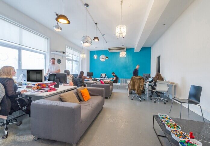 Client breakout space - Charterhouse Street, DIG Global Ltd (Farringdon)