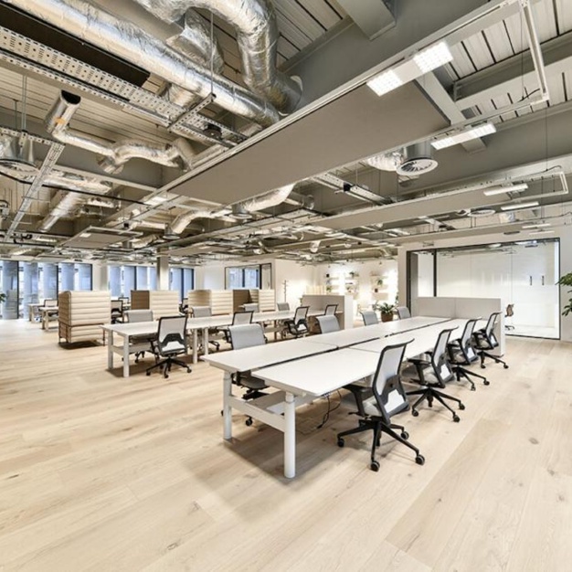 Dedicated workspace, Bowling Green Lane, RX in Farringdon