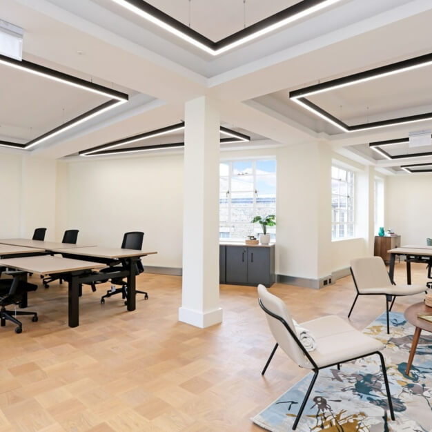 Dedicated workspace - Cowcross Street, Knowlemore Ltd in Farringdon
