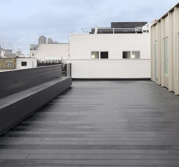 Roof terrace - Baldwin Gardens, Workspace Group Plc in Farringdon