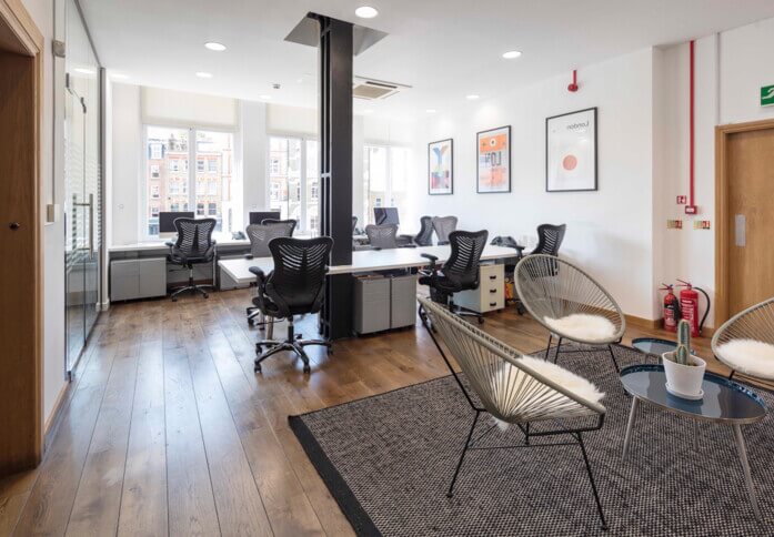 Your private workspace, Farringdon Road, London - Rick Rowley