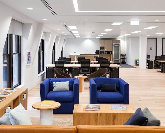 Breakout area at Lloyd's Avenue, WeWork in Fenchurch Street