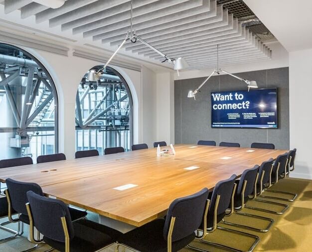Meeting rooms at Minster Court, WeWork in Fenchurch Street