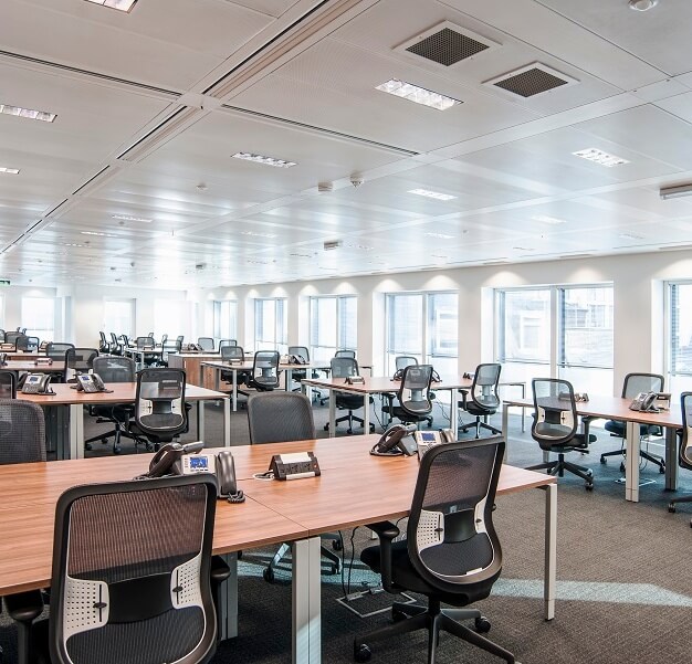 Private workspace on London Street, Regus in Fenchurch Street