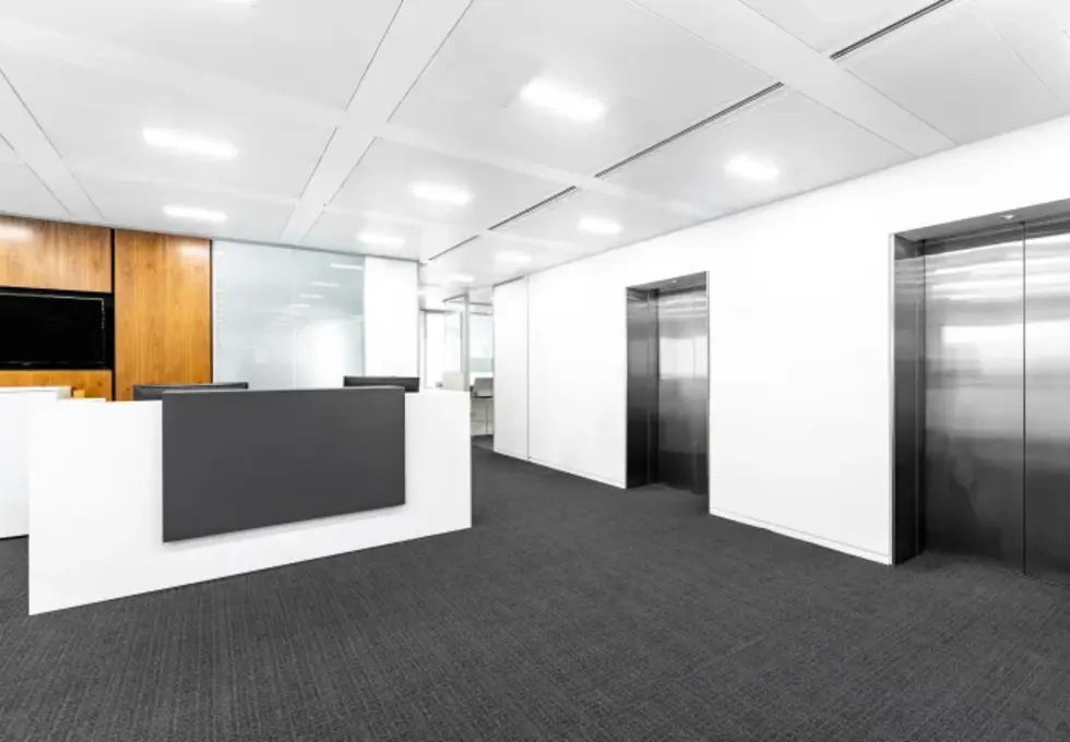 Reception - London Street, Regus in Fenchurch Street