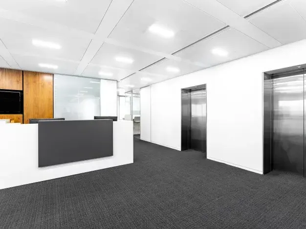 Reception - London Street, Regus in Fenchurch Street