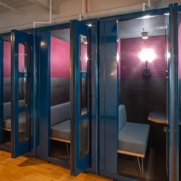 Telephone booth at Finsbury Pavement, Industrious UK Holdings Ltd in Finsbury