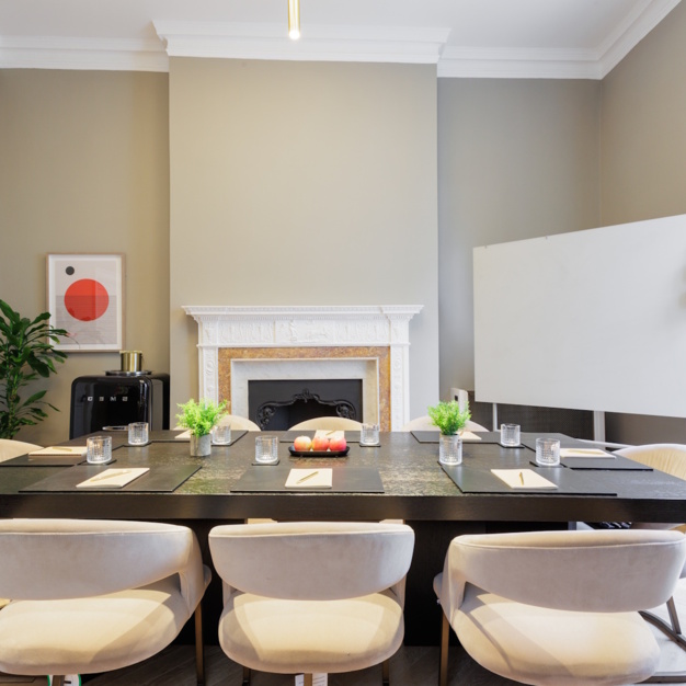 Meeting room - Bedford Square, Grafter Offices in Fitzrovia