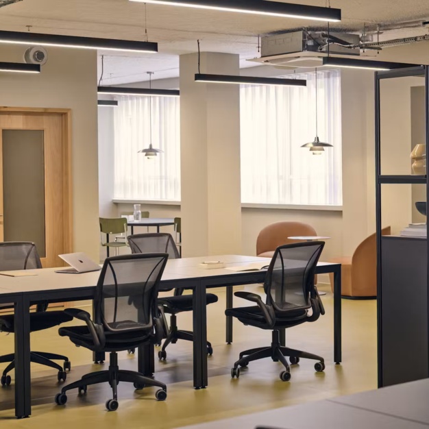 Private workspace, Riding House Street, The Office Group Ltd. (FORA) in Fitzrovia