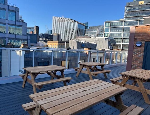 Roof terrace - Red Lion Court, One Avenue in Fleet Street