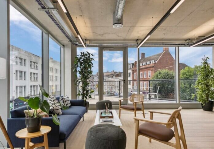 Breakout space for clients - Fulham Broadway, Romulus Shortlands Limited in Fulham